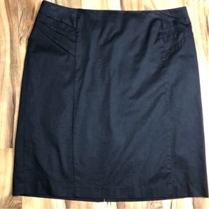 New York & Co black cotton pencil skirt size 14 back zipper and slit